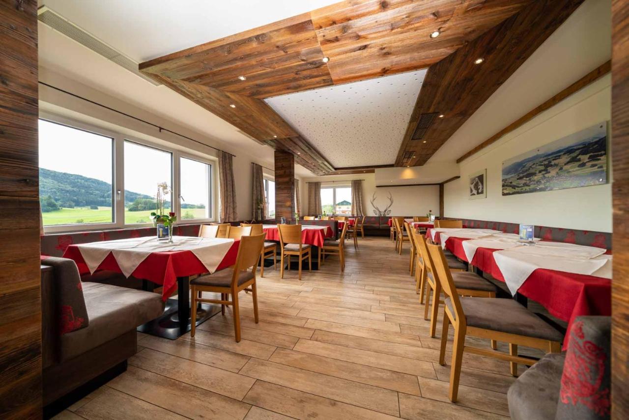 Gasthaus Hotel Beim Erich Oberhofen am Irrsee Extérieur photo